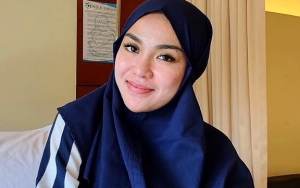 Lama Menghilang, Medina Zein Akhirnya Balik Main Instagram dan Umumkan Hal ini