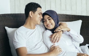 Arda Naff Bagikan Kisah Kocak Kronologi Ia 'Menghamili' Tantri Kotak