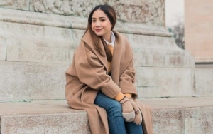  Nagita Slavina Pakai Cardigan Rp70 Juta, Ekspresi Lala Pengasuh Rafathar Bikin Salfok