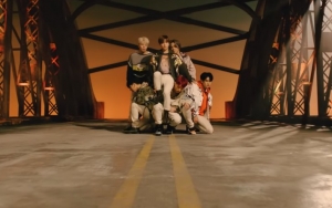 iKON Tampilkan Aksi Berbahaya Diiringi Musik Keren Dalam Teaser MV Comeback 'DIVE'