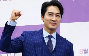Song Seung Heon Dikonfirmasi Jadi Psikolog Makanan di 'Shall We Eat Dinner Together?'