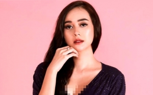 Aura Kasih Sengaja Bikin 'Keributan' Demi Bayinya Tak Nangis Saat Disuntik