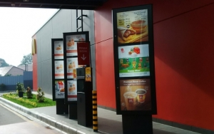 Aksi 'Curang' Pegawai Restoran Cepat Saji Ini Jadi Viral, Ini Kronologinya