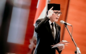 Wishnutama Keluhkan Minimnya Kursi Pesawat RI: Kecuali Wisatawan Suruh Berenang ke Indonesia