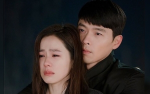 Foto Ini Isyaratkan Hyun Bin Bakal Lamar Son Ye Jin di 'Crash Landing on You'?