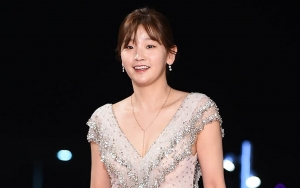 Oscar 2020: Pemain 'Parasite' Ceria di Red Carpet, Gaun Park So Dam Dikritik Norak