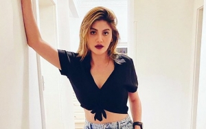 Hilda Vitria Tuai Komentar Tak Terduga Usai Buktikan Sudah Cantik Sejak Bayi Lewat Foto Ini