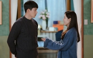 Bikin Gemas, Son Ye Jin Kedapatan Salting Usai Dicium Hyun Bin Saat Syuting 'Crash Landing On You'