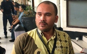 Ternyata Ini Alasan Suami Karen Idol Tak Datang Di Pemakaman Putrinya