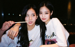 Jennie dan Jisoo BLACKPINK Sama-Sama Pose Keren 'Pamer' Mobil, Tuai Respon Seperti Ini