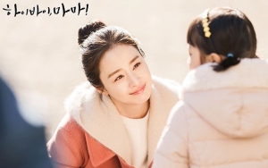 Bikin Sedih Sekaligus Gemas, Kim Tae Hee Diam-Diam Awasi Anaknya Saat Jadi Hantu di 'Hi Bye, Mama!'