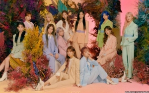 IZ*ONE Rilis Teaser Comeback 'Fiesta' Penuh Teori, Fans Duga Usung Konsep Dewi Yunani