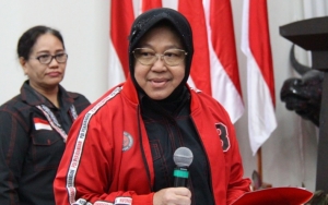 Heboh Walkot Surabaya Risma Dihina 'Kodok Dolli', Begini Pembelaan Pemilik Akun