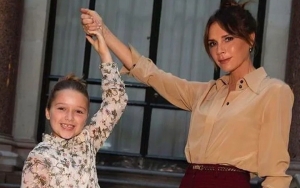 Harper Beckham Putri Victoria Beckham Curi Perhatian di London Fashion Week Saking Cantiknya