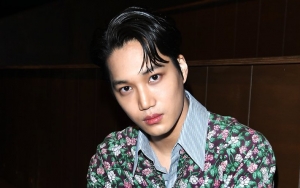 Kocaknya Kai EXO Berlagak Jadi Vlogger Saat Makan Malam Selama Siaran Live