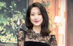 Moon Ga Young Tampil Mempesona Sebagai Aktris Pembuat Onar di 'Memoir of the Man'