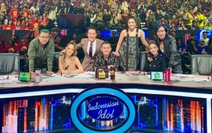 Keluarga ‘Indonesian Idol’ Doa Bersama Untuk Ashraf Sinclair Jelang Konferensi Pers Grand Final