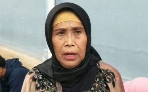 Ibunda Lina Belum Pernah Gendong Sang Cucu Baru Hingga Bandingkan Teddy dan Sule