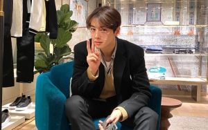Ketampanan Cha Eunwoo di Pemotretan Baru Dibilang Tak Manusiawi, Setuju?