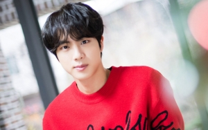 Jin Ngomel-Ngomel Tak Terima Dikeroyok Nyaris Beri Bocoran Besar Soal Comeback BTS