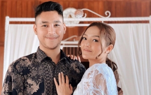 Siti Badriah Ucap Syukur Bisa Umrah Bareng Suami Tercinta, Singgung Soal Riya Ibadah