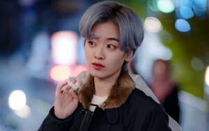 Lee Joo Young Umbar Foto Seksi Saat Dandan Jadi Trangender di Lokasi 'Itaewon Class'