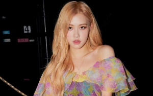 Rose BLACKPINK Tampil Terbuka Meski Sedang Musim Dingin di Paris Fashion Week