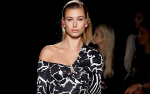 Inilah Alasan Kenapa Hailey Baldwin Tak Dilirik Desainer Hingga Jarang Tampil di Runway