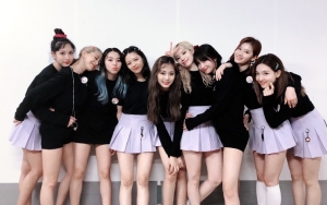 Twice Paksa Fans untuk Streaming Lagu-Lagu Mereka?