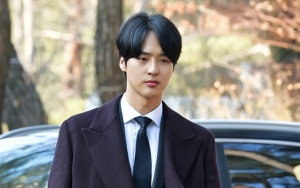 Yang Se Jong Digoda Sutradara 'Romantic Doctor, Teacher Kim 2' Gara-Gara Kurang Pede