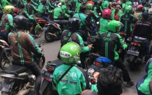 Massa Ojol Demo di Depan Gedung DPR, Protes Soal Ini