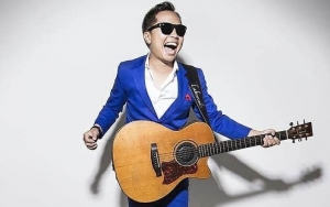 Sandhy Sondoro Dihujat Usai Cuit 'Monster Hijab', Begini Klarifikasi Menohoknya