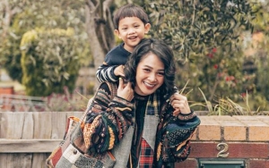 Aksi Lucu Anak Andien, Tawarkan Hal Mengejutkan Ini Bikin Decak Kagum Artis-Artis