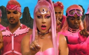 Lady Gaga Comeback Lewat MV 'Stupid Love', Usung Konsep Ala Video Game Perang Era 80-an