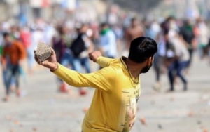 Buntut Kerusuhan India, DPR Minta Kemenlu Pastikan Keselamatan WNI