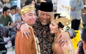 Indro Jadi Saksi Di Pernikahan Anak Bungsu Alm. Dono, Persahabatan Warkop Buat Netter Salut