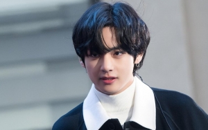 Kancing Baju V BTS Lepas Disebut Momen Paling Berbahaya, Cewek-Cewek Malah Bersyukur
