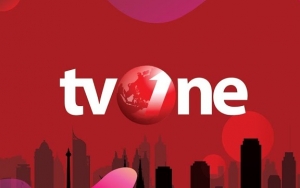 Program Berita Di TV One Picu Perdebatan Gara-Gara Repoter Pakai Gas Mask Saat Siaran Langsung
