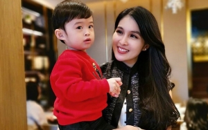 Putra Sandra Dewi 'Bos' Jet Pribadi, Sikap ke Tukang Bersih-Bersih Bikin Gemes