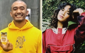 Uus Pamer Foto Telanjang Hanya Kenakan Celana Dalam Hingga Sebut Tara Basro, Beri Dukungan?