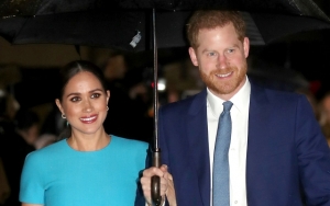 Perdana Kembali ke Inggris, Pangeran Harry dan Meghan Markle Langsung Pamer Kemesraan di Depan Umum