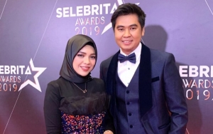 Arif Muhammad ‘Mak Beti’ Temani Istri Melahirkan, Tangis Haru Jadi Sorotan