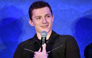 Tom Holland Tampil Garang di Poster Baru Film 'Cherry' Arahan Russo Brothers