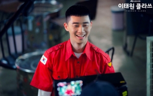 Park Seo Joon Ajak Penonton Kunjungi Kedai Dan Bam di 'Itaewon Class'