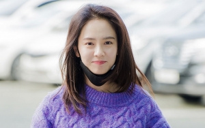 Song Ji Hyo Ceria Banget Promosi Film Baru di 'Ask Us Anything', Fans Sindir 'Running Man'