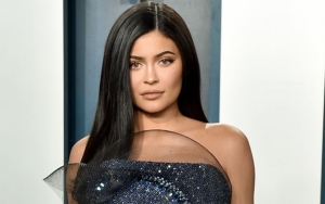 Tak Disangka, Ternyata Begini Bentuk Rambut Asli Kylie Jenner