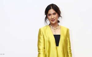 Dian Sastro Bikin Pangling Di Foto Terbaru, Dibilang Mirip Syahrini Hingga Song Hye Kyo