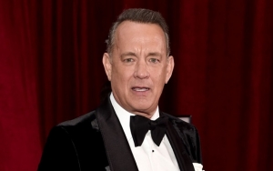 Tom Hanks Positif Corona, Warner Bros Tunda Proses Produksi Film Baru Sang Aktor