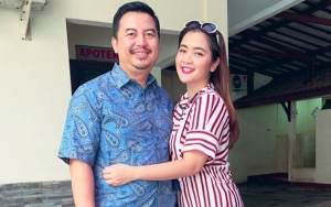 Vega Darwanti Curiga Gerak-Gerik Aneh Suami Saat Rayakan Ultah Pernikahan ke-11