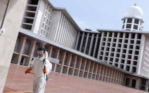 Masjid Istiqlal Dibersihkan Demi Cegah Corona, Dipantau Langsung Presiden